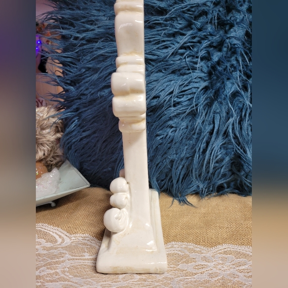 Vintage ceramic cross 12 in tall 6-7 in wide natural patina - Picture 9 of 9